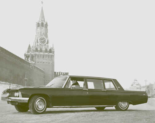 Травников Н.С. Машина власти. М.: Московский
печатный двор, 2012. <br />С адресными автографами
автора и А.Г. Егорова